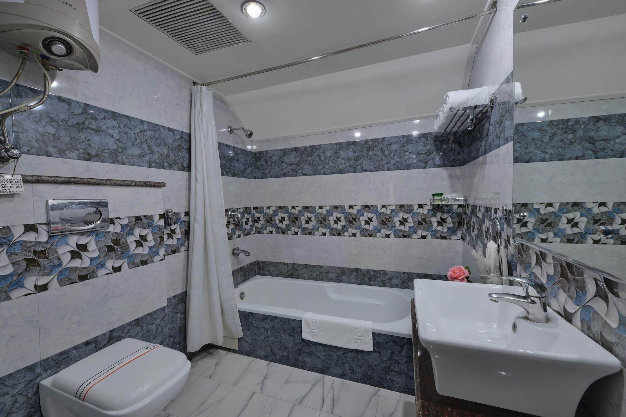 Bravia Hotel Manali Inn מראה חיצוני תמונה
