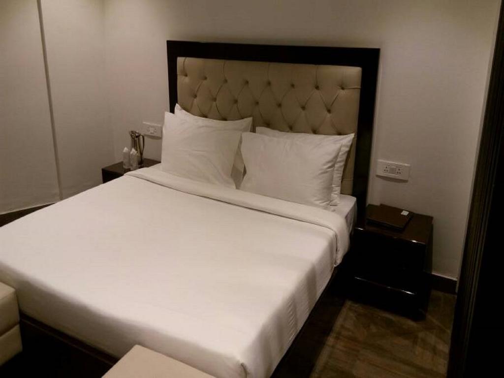Bravia Hotel Manali Inn מראה חיצוני תמונה