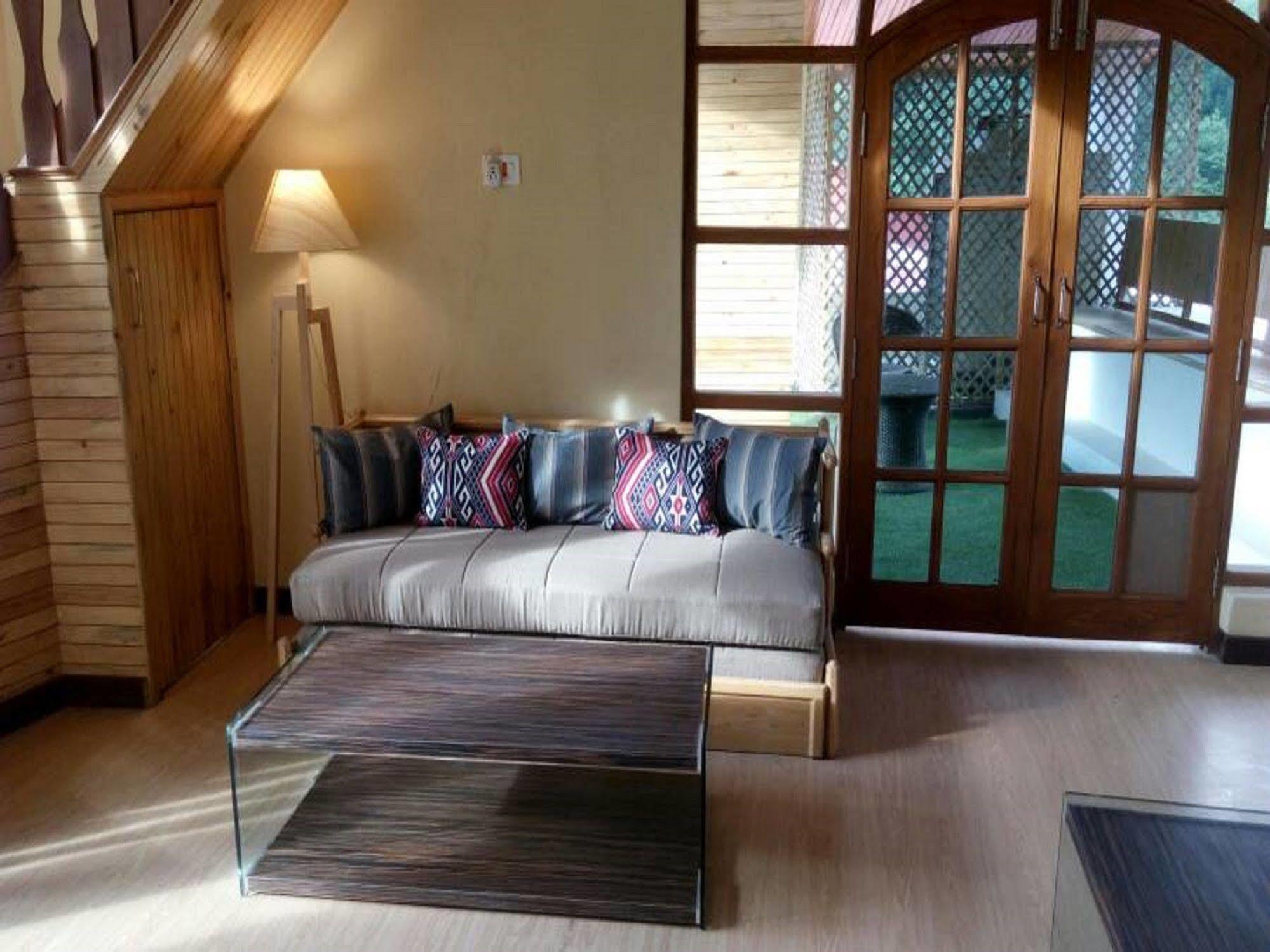 Bravia Hotel Manali Inn מראה חיצוני תמונה