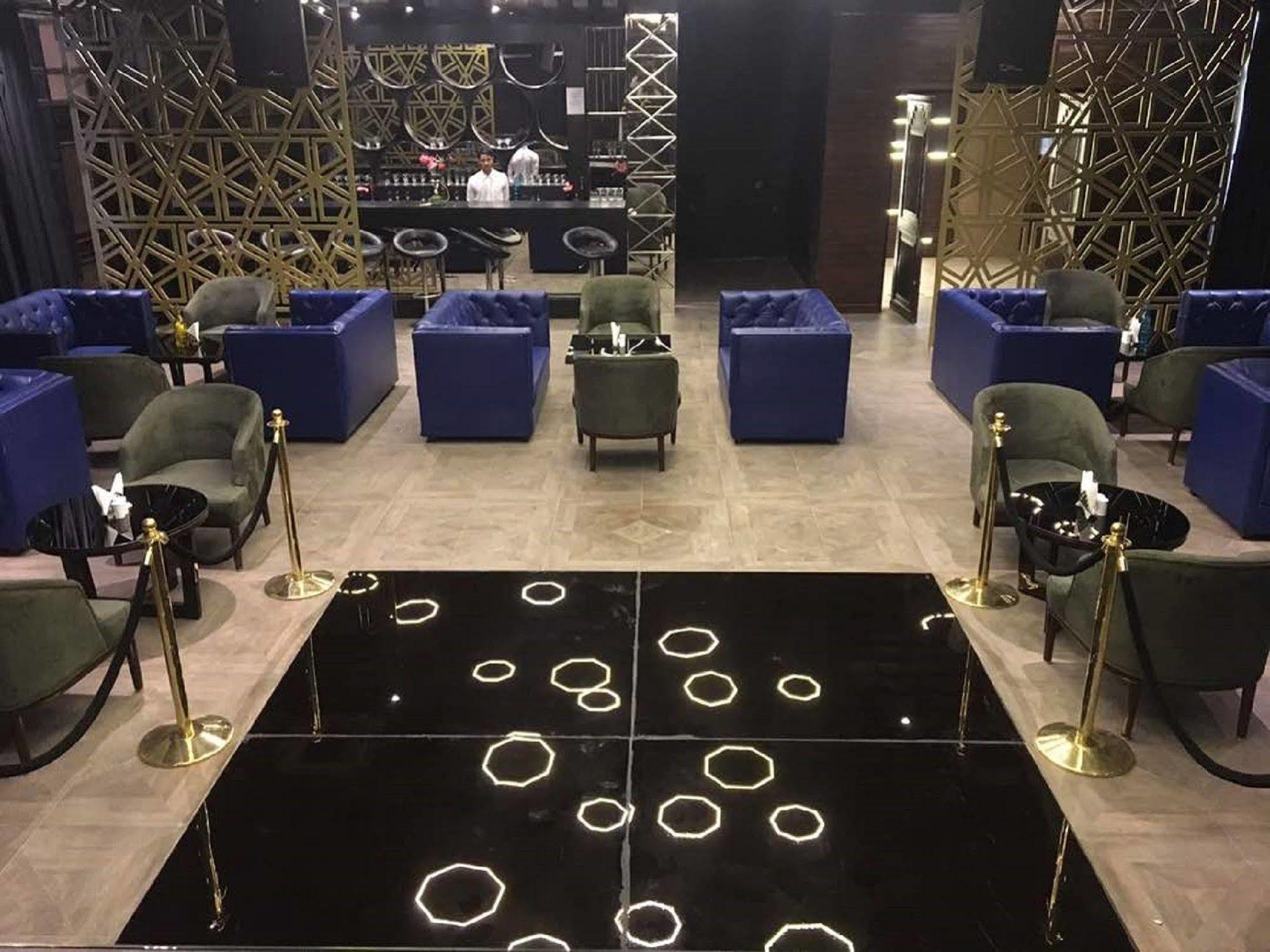 Bravia Hotel Manali Inn מראה חיצוני תמונה